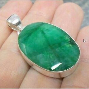 Emerald pendant silver