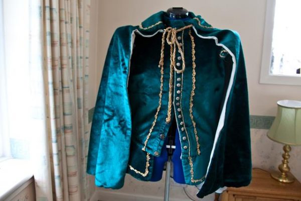 Men's Tudor costume blue
