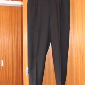 Black trousers with turn ups