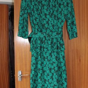 Green / black print dress buckle belt c&A 3/4 sleeves