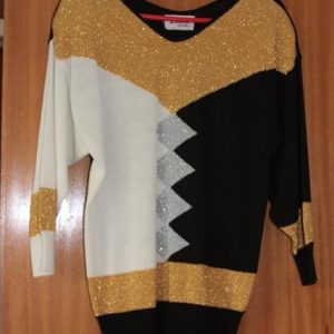Black/gold/white batwing top 3/4 sleeves