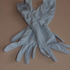 Gloves, pale blue