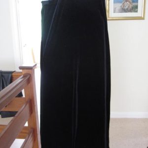 IMG_1081-4.jpg Black velvet long skirt