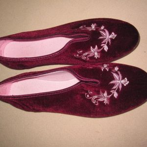 Maroon slippers