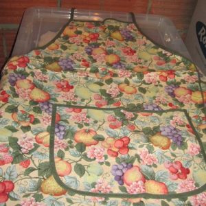 Green floral pinny