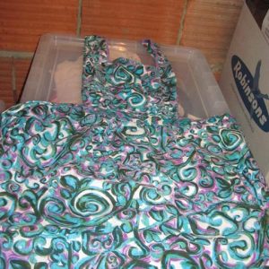 Mauve/white/green pinny
