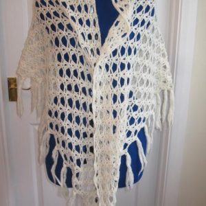 Cream shawl