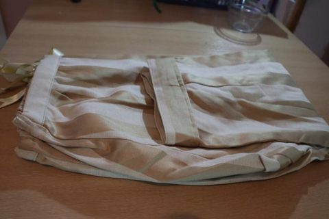 Georgian breeches, gold striped - Image 3