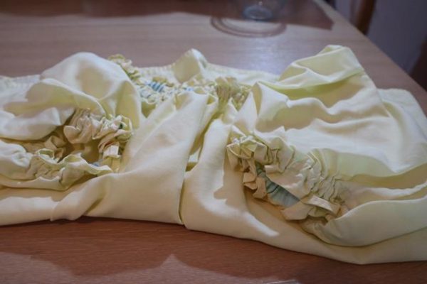 Ladies/wench blouses, white