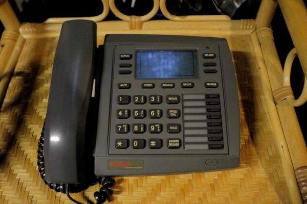 Telephone (grey)