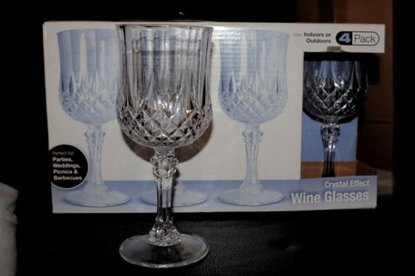 Wine Glasses (plastic)