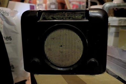 Radio (Old)