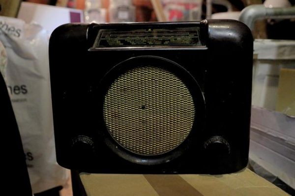Radio (Old)