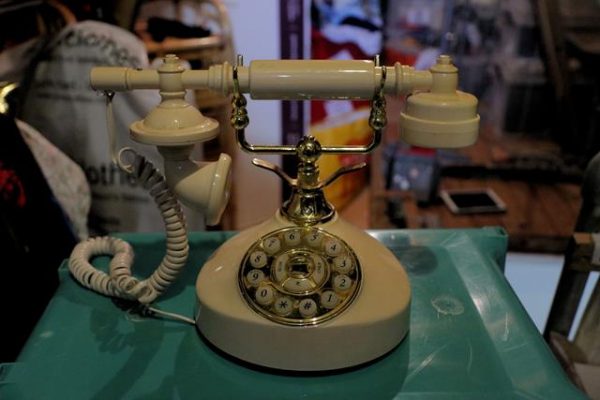 Telephone (cream)