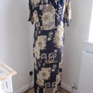 Navy beige floral suit short sleeved