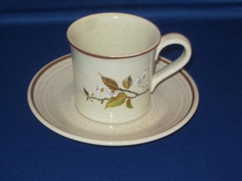 Tea/Coffee cups & saucers